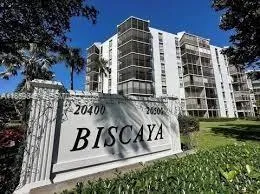 20500 W Country Club Dr #308