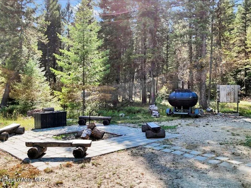 247 Old Addie Road Bonners Ferry, ID 83805
