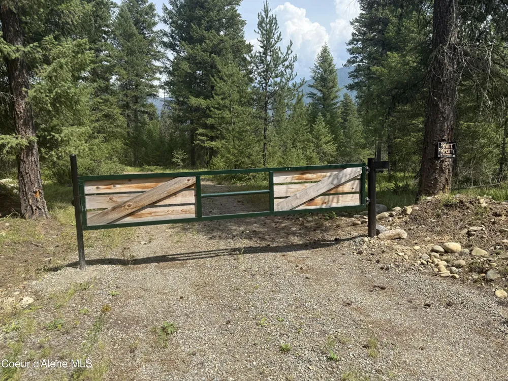 247 Old Addie Road Bonners Ferry, ID 83805