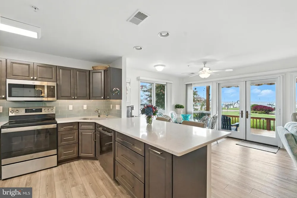 21090 W SHARP STREET #112 Rock Hall, MD 21661