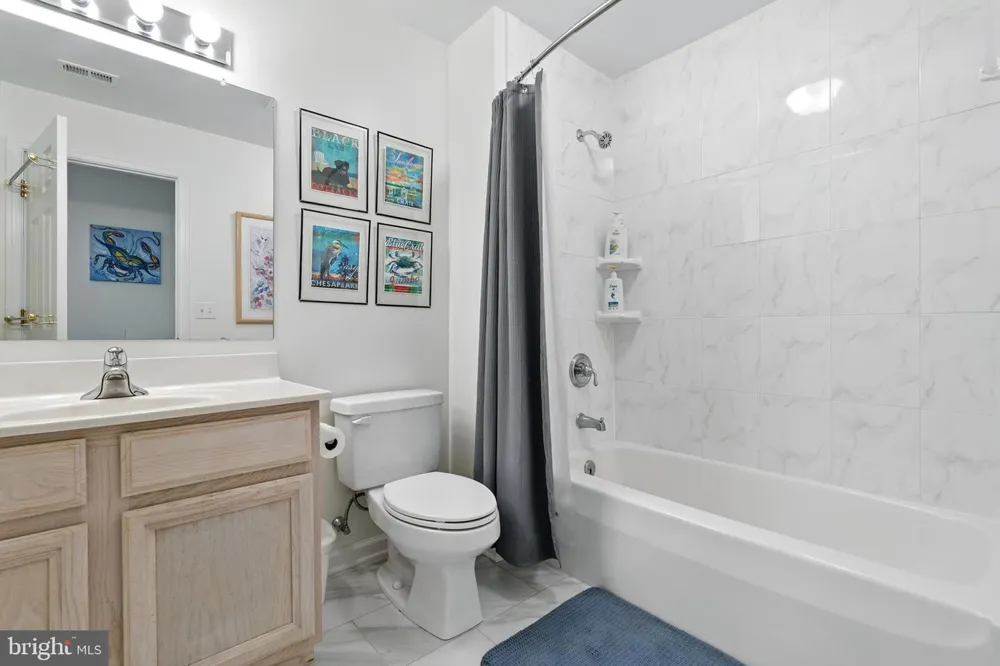 21090 W SHARP STREET #112 Rock Hall, MD 21661