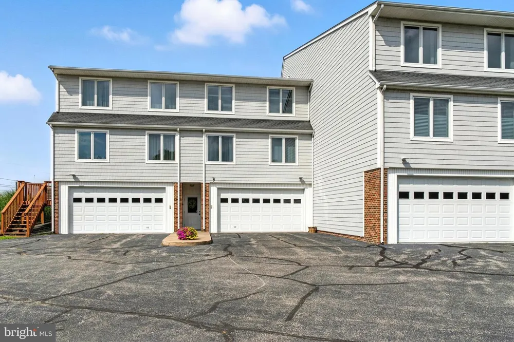 21090 W SHARP STREET #112 Rock Hall, MD 21661