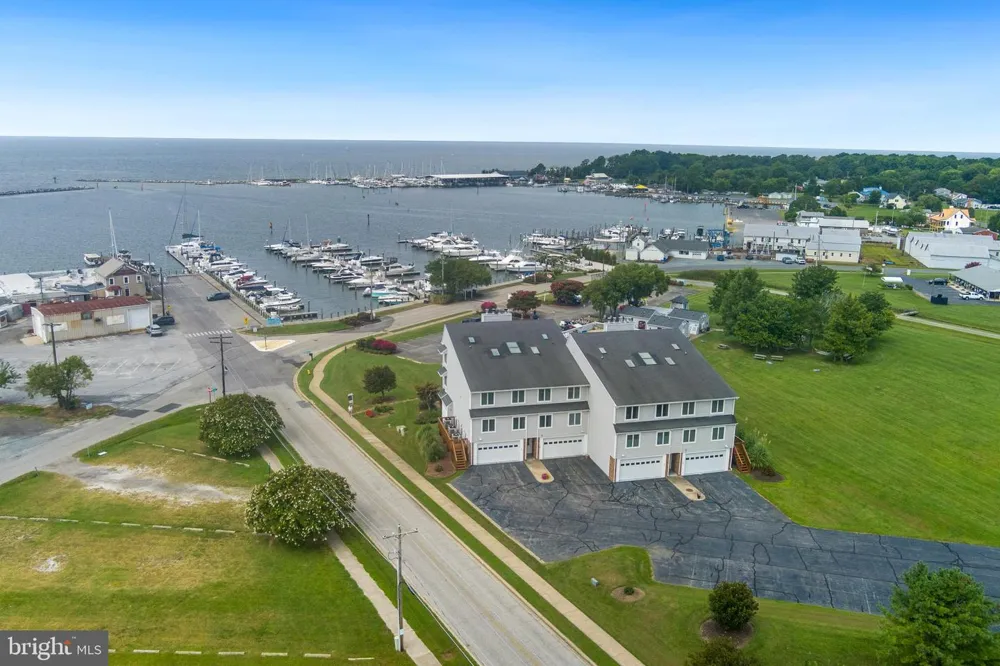 21090 W SHARP STREET #112 Rock Hall, MD 21661