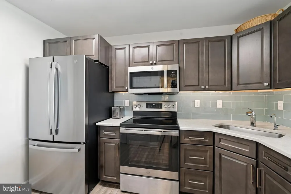 21090 W SHARP STREET #112 Rock Hall, MD 21661