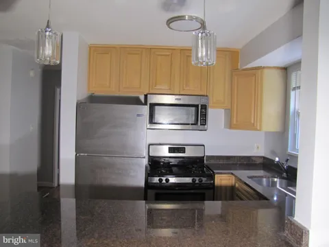 116 LEE AVENUE #105