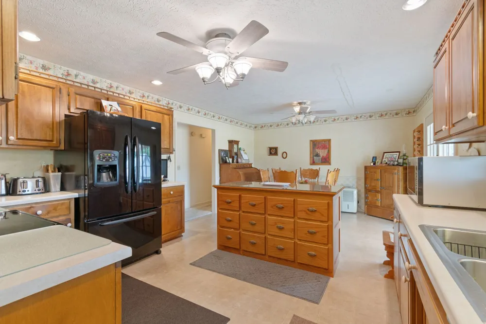 2820 Skyview Drive Centerville, TN 37033
