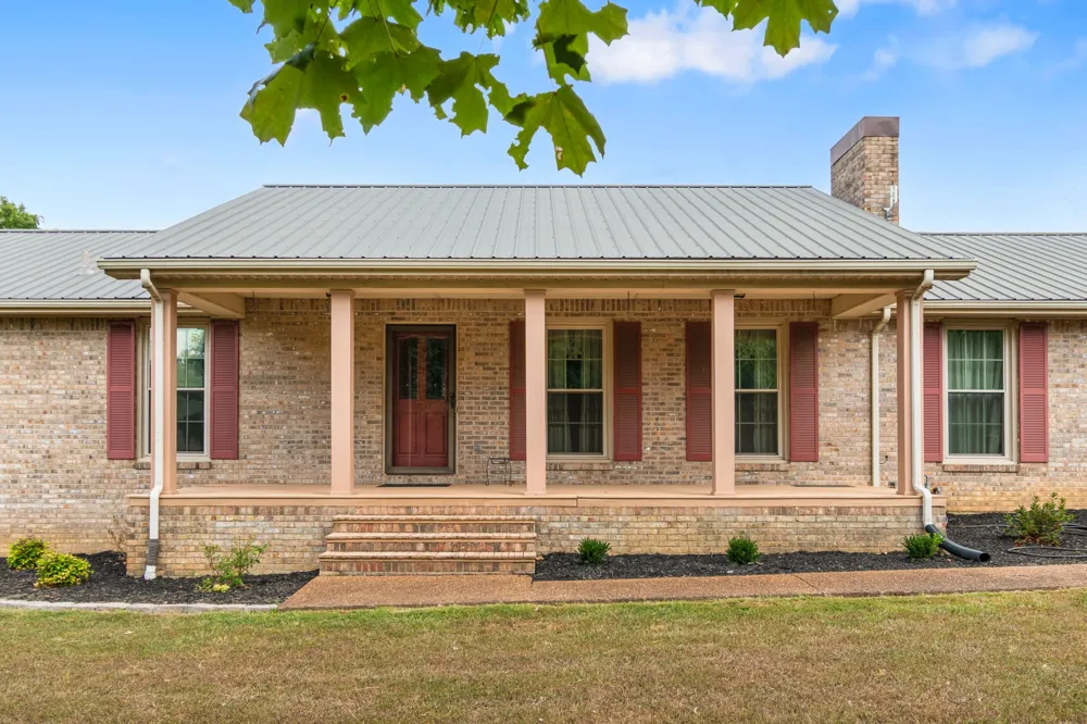2820 Skyview Drive Centerville, TN 37033