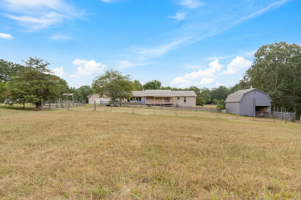 2820 Skyview Drive Centerville, TN 37033