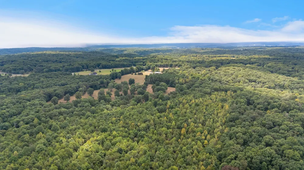 2820 Skyview Drive Centerville, TN 37033