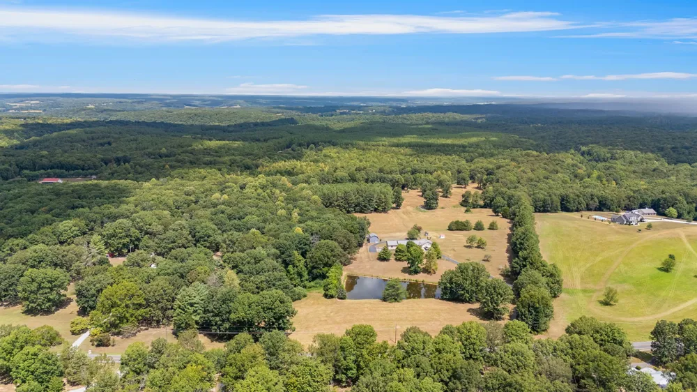 2820 Skyview Drive Centerville, TN 37033