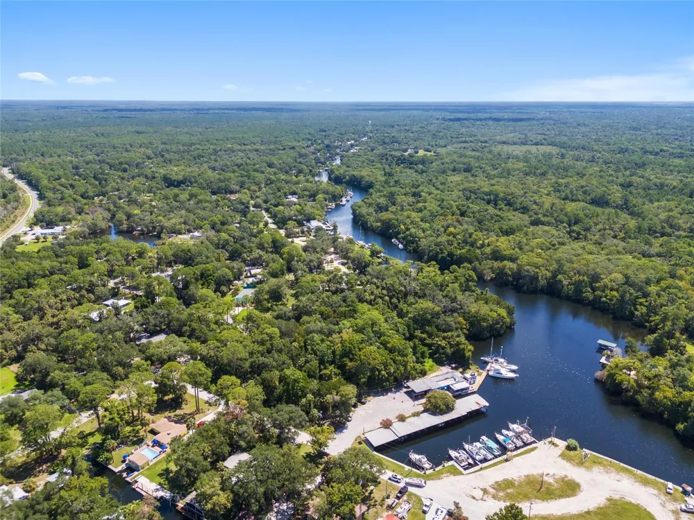 0 HICKORY AVENUE Yankeetown, FL 34498