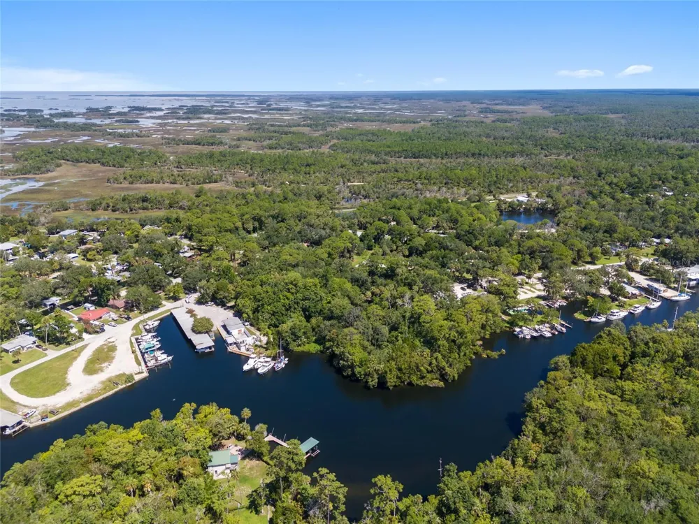 0 HICKORY AVENUE Yankeetown, FL 34498