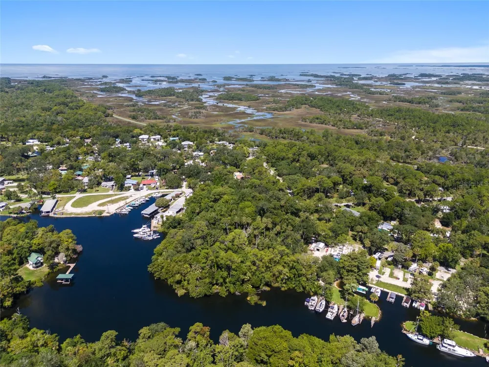 0 HICKORY AVENUE Yankeetown, FL 34498
