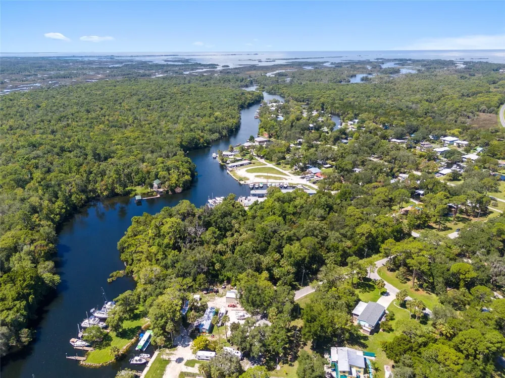 0 HICKORY AVENUE Yankeetown, FL 34498