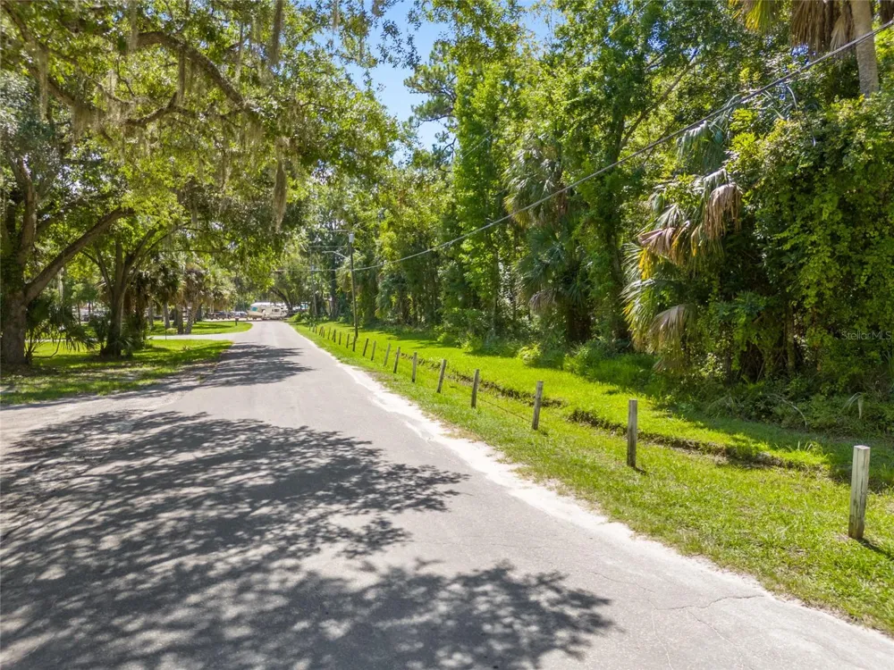 0 HICKORY AVENUE Yankeetown, FL 34498