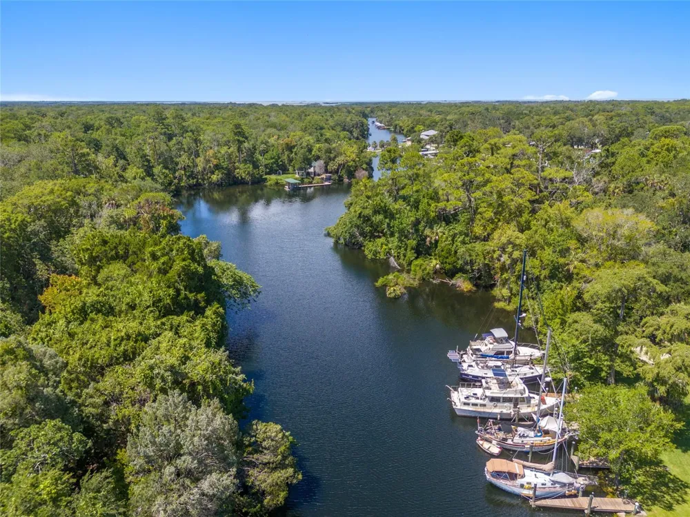 0 HICKORY AVENUE Yankeetown, FL 34498