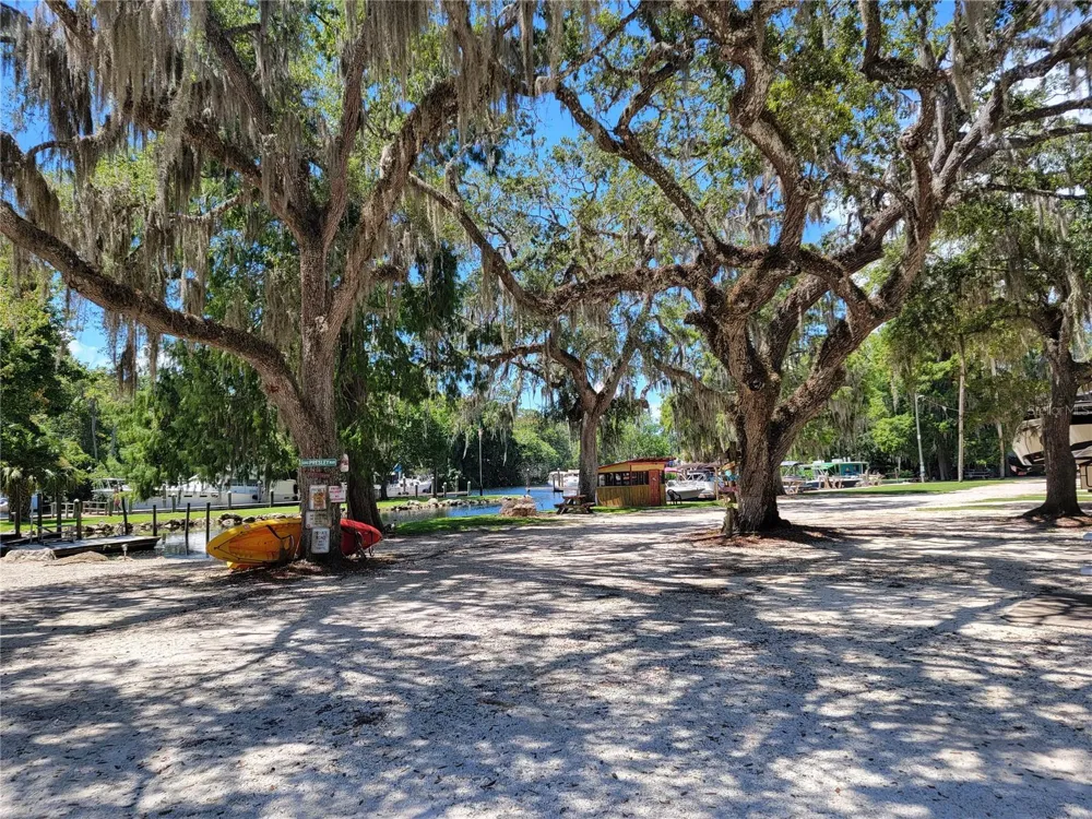 0 HICKORY AVENUE Yankeetown, FL 34498