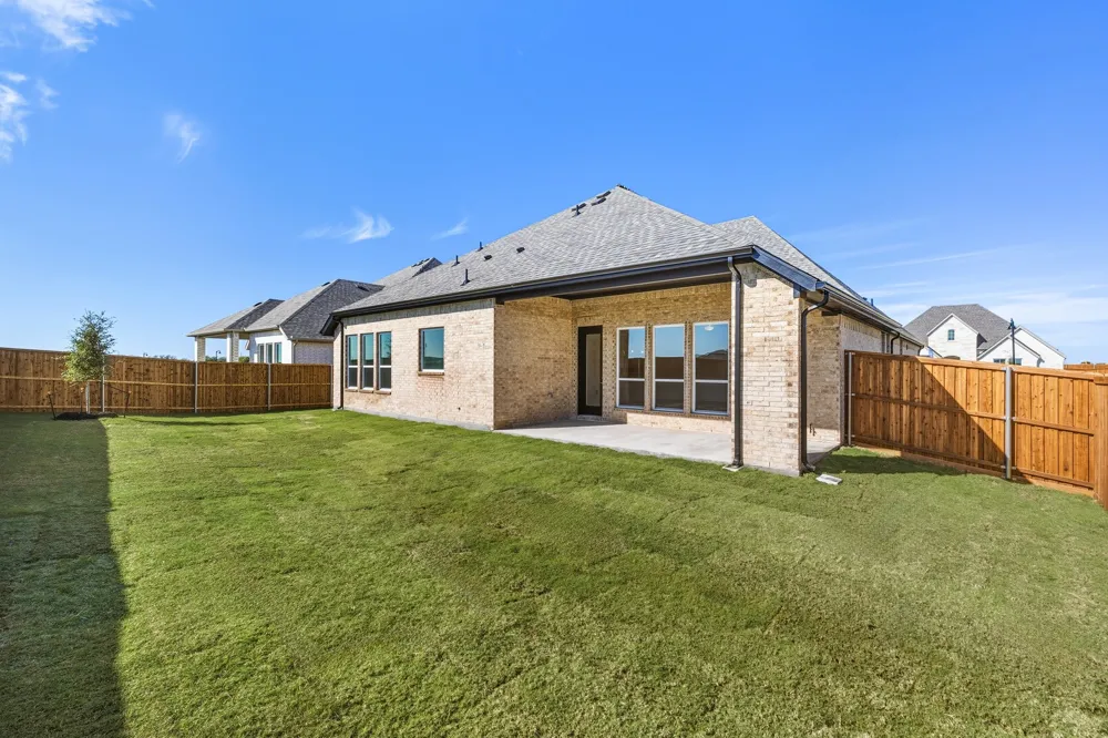 188 Mountain Laurel Drive Waxahachie, TX 75165