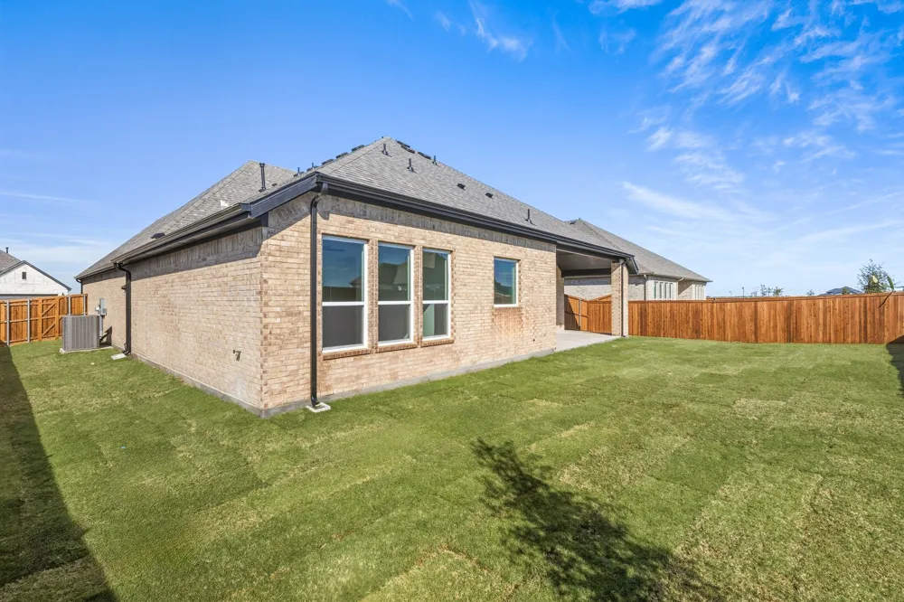 188 Mountain Laurel Drive Waxahachie, TX 75165