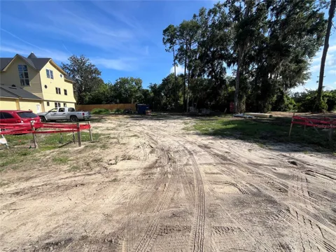 262 NW 12TH AVENUE