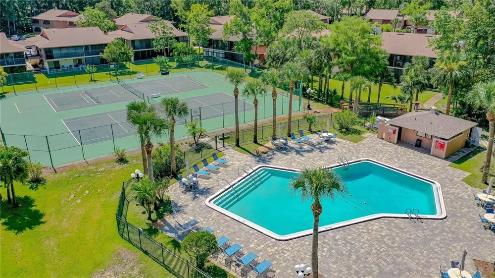 180 MAGNOLIA WOODS COURT #9C Deltona, FL 32725