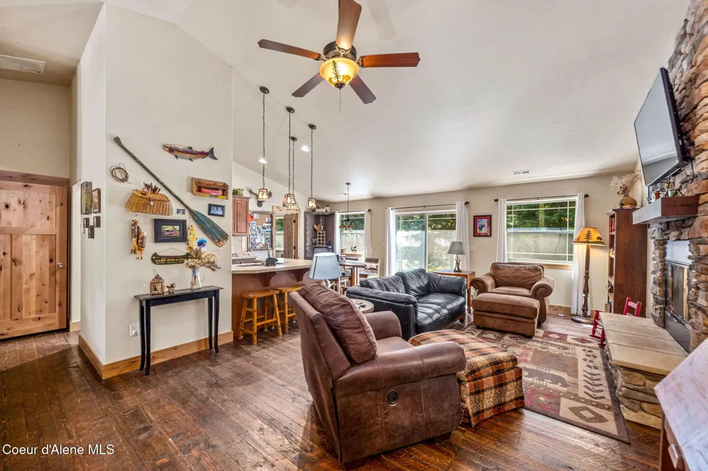 96 Tracy Lane Priest Lake, ID 83856