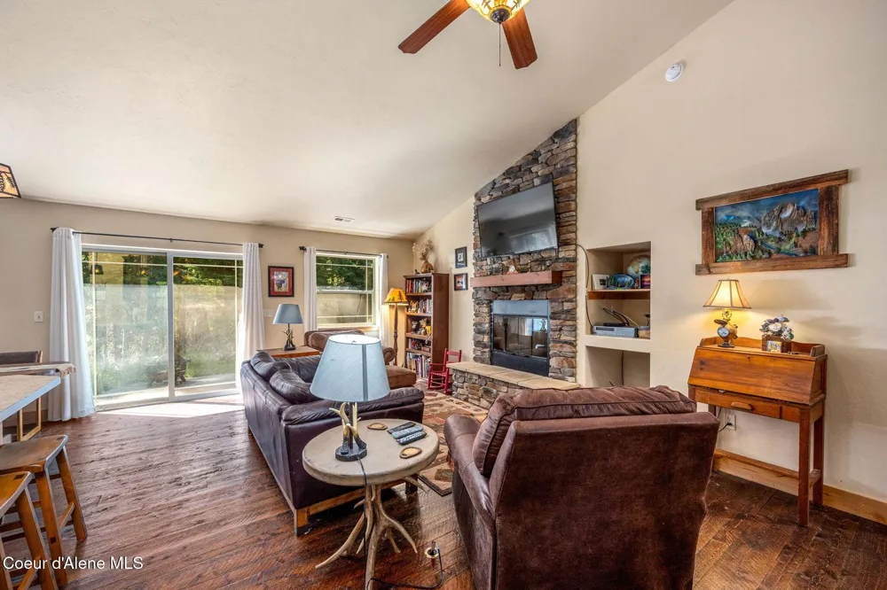 96 Tracy Lane Priest Lake, ID 83856