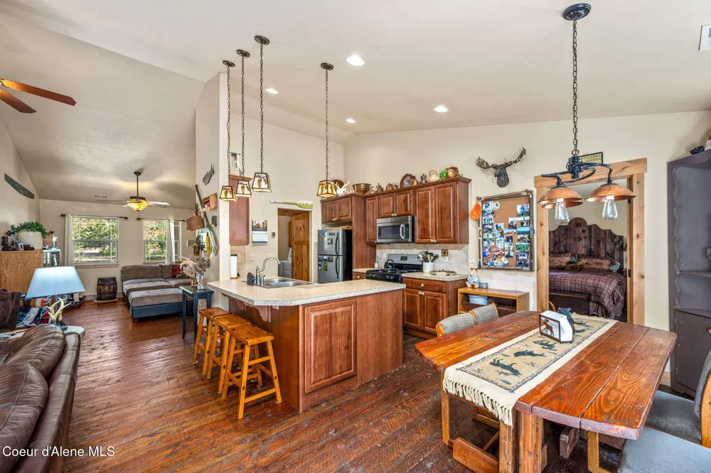 96 Tracy Lane Priest Lake, ID 83856