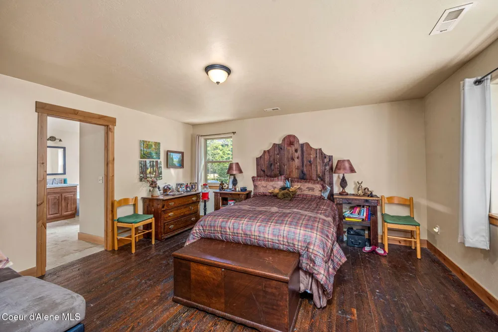 96 Tracy Lane Priest Lake, ID 83856