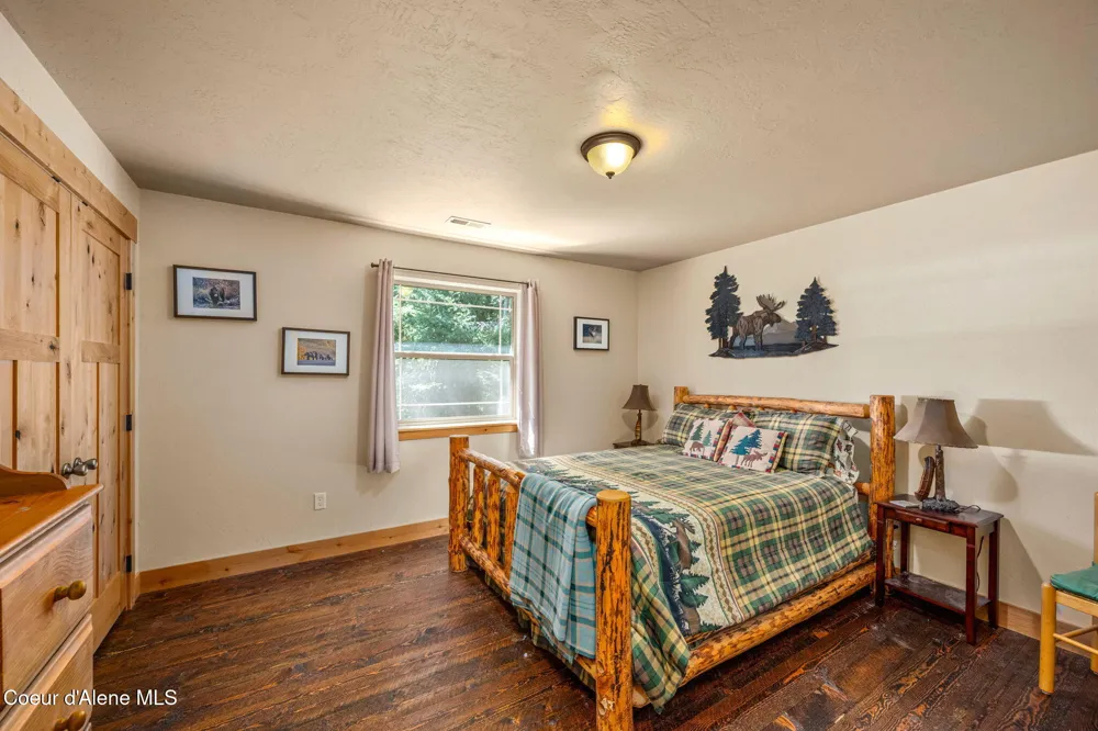 96 Tracy Lane Priest Lake, ID 83856