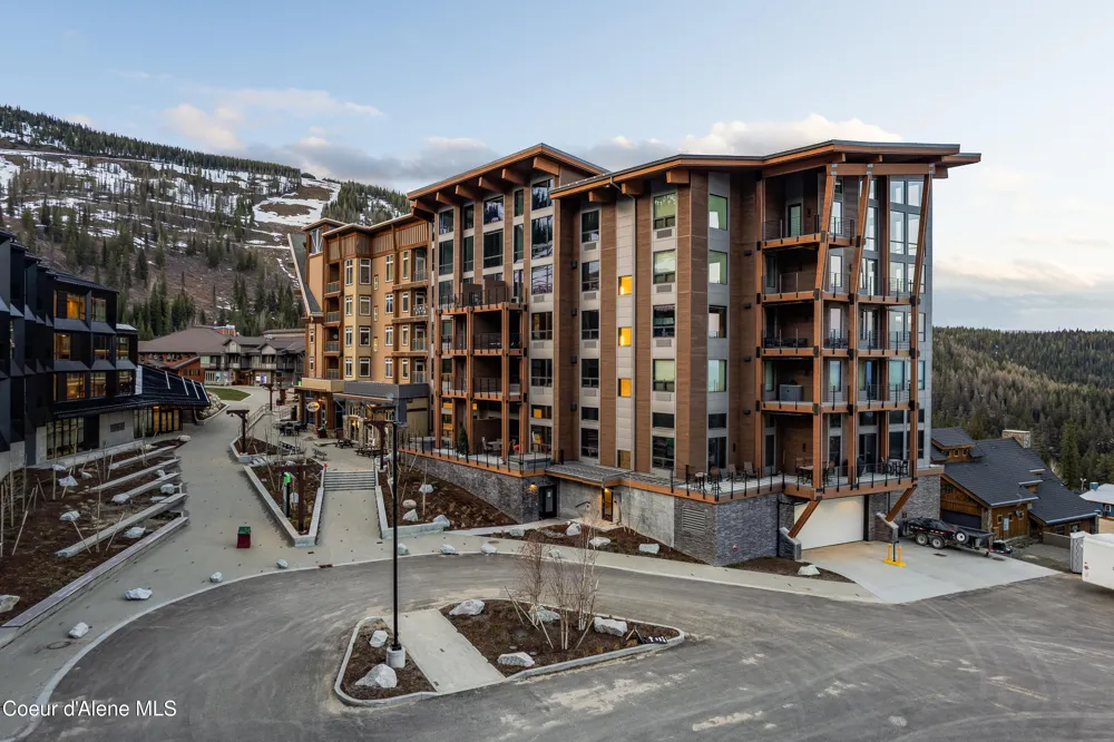 124 Village Lane #418 Sandpoint, ID 83864