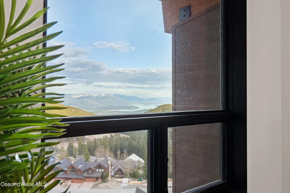 124 Village Lane #418 Sandpoint, ID 83864