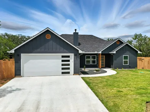 1515 Green Valley Lane