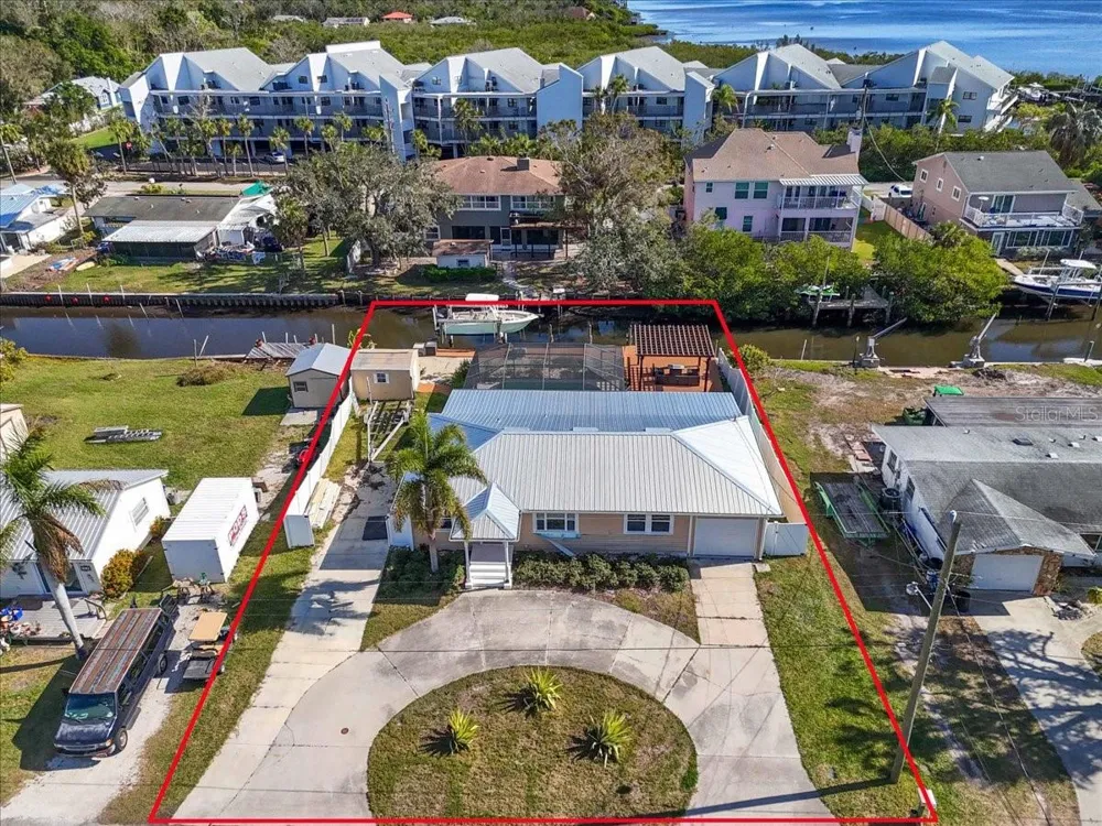 524 PALM AVENUE Ellenton, FL 34222