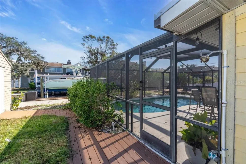 524 PALM AVENUE Ellenton, FL 34222