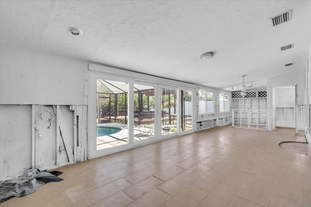 524 PALM AVENUE Ellenton, FL 34222