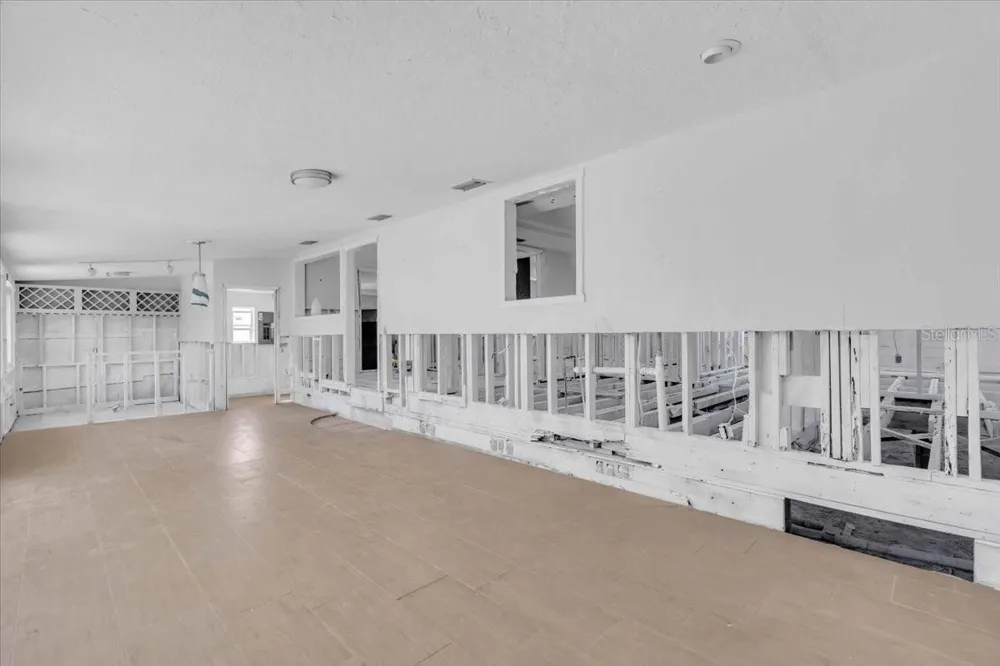 524 PALM AVENUE Ellenton, FL 34222