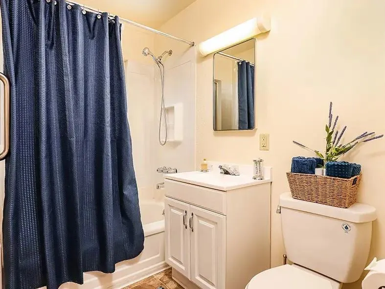 6570 W Avenue L12 #100 Lancaster, CA 93536