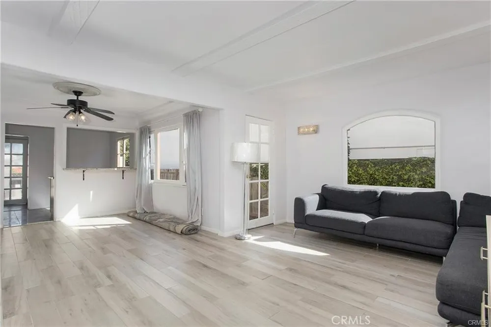 251 Avenida Del Mar San Clemente, CA 92672