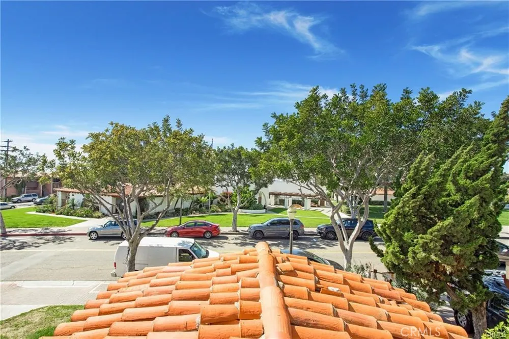 251 Avenida Del Mar San Clemente, CA 92672