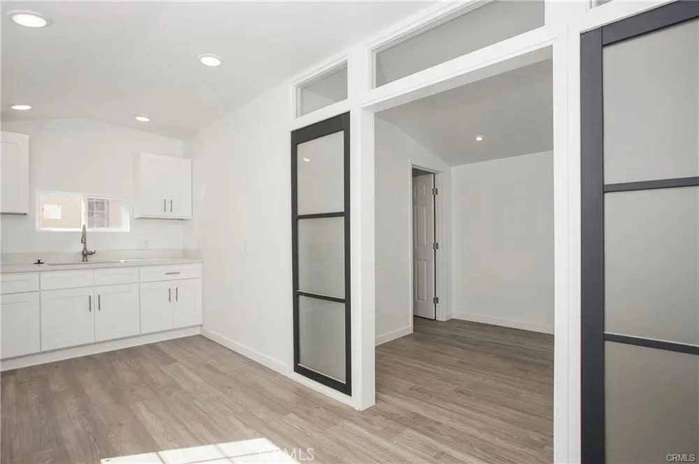 251 Avenida Del Mar San Clemente, CA 92672