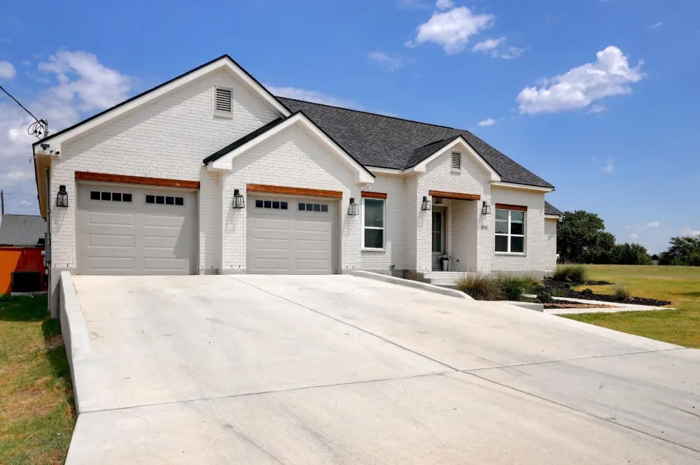 105 Jacob Dearing Street Blanco, TX 78606