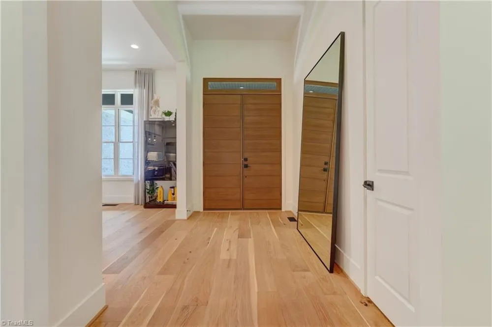 7618 Pemberley Drive Oak Ridge, NC 27310