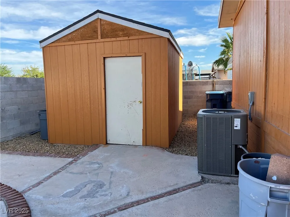 2273 Toiyabe Street Las Vegas, NV 89156