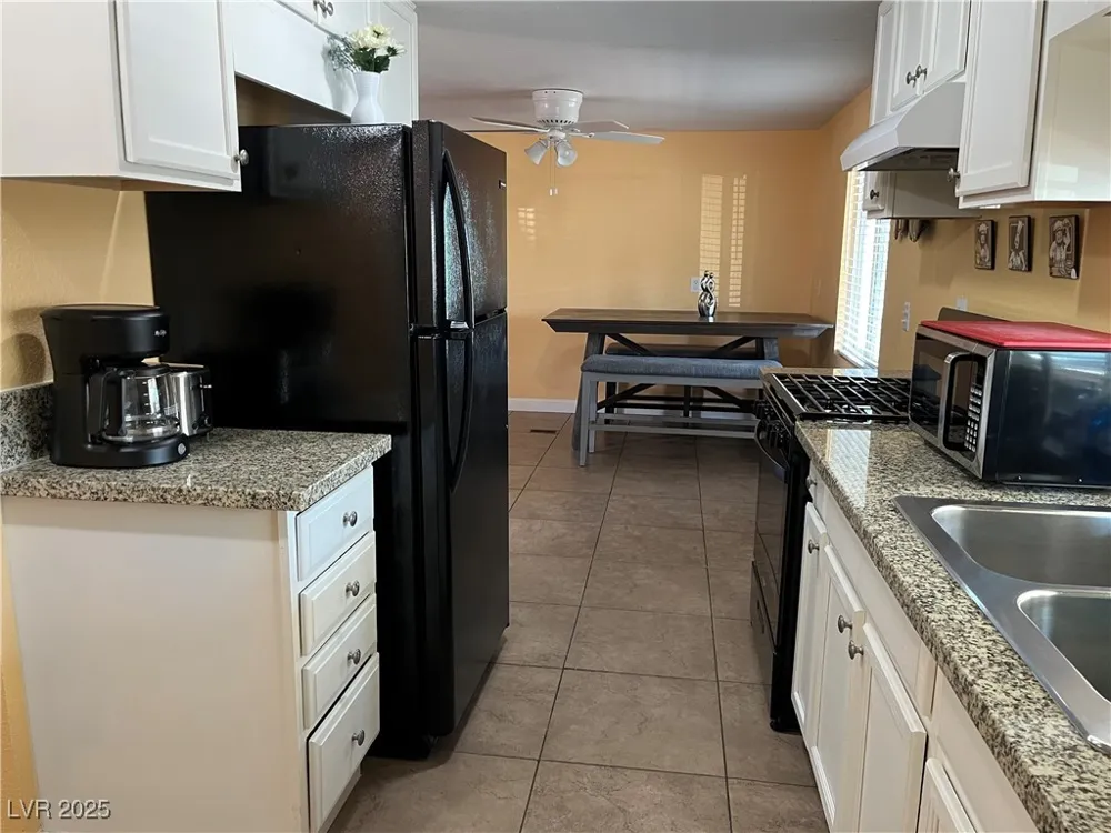 2273 Toiyabe Street Las Vegas, NV 89156