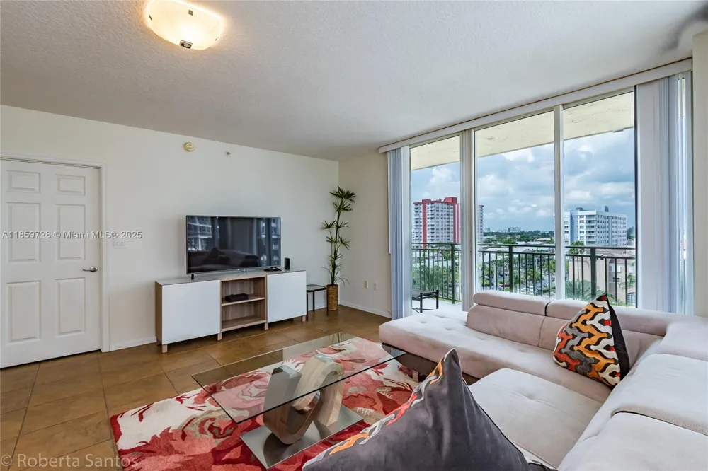 2080 S Ocean Dr #602 Hallandale Beach, FL 33009