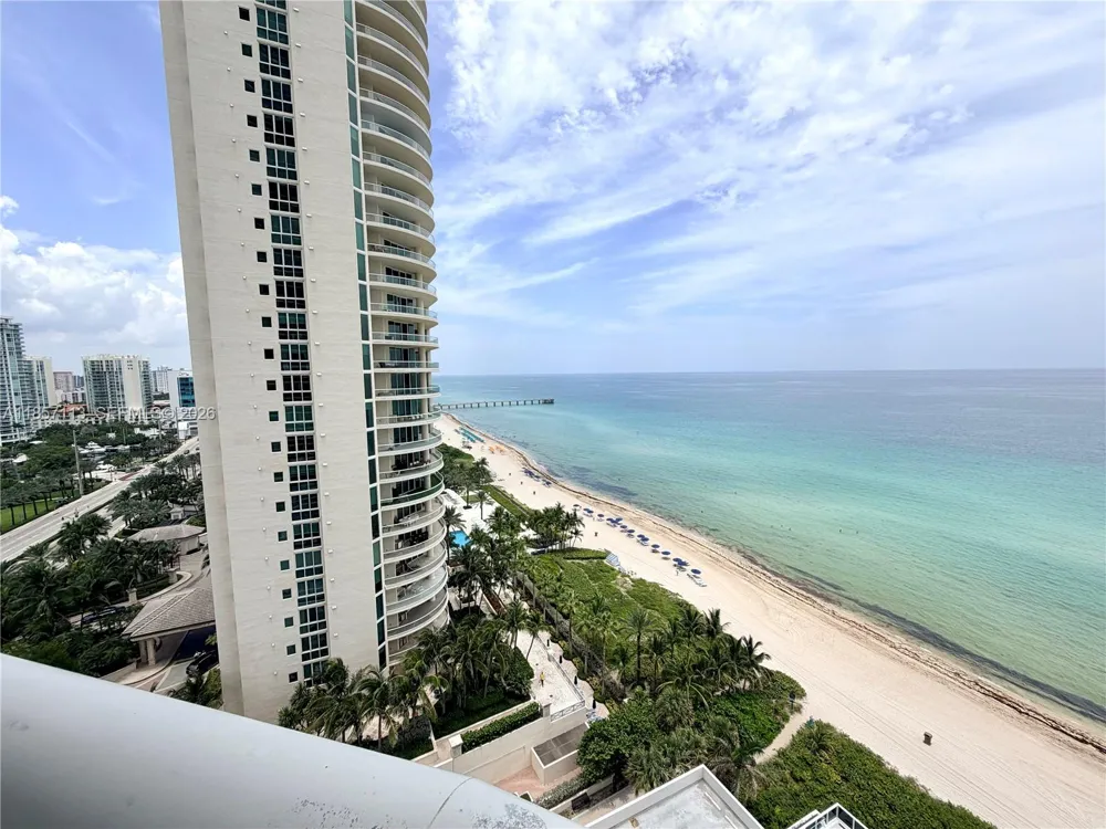 16001 Collins Ave #1402 Sunny Isles Beach, FL 33160