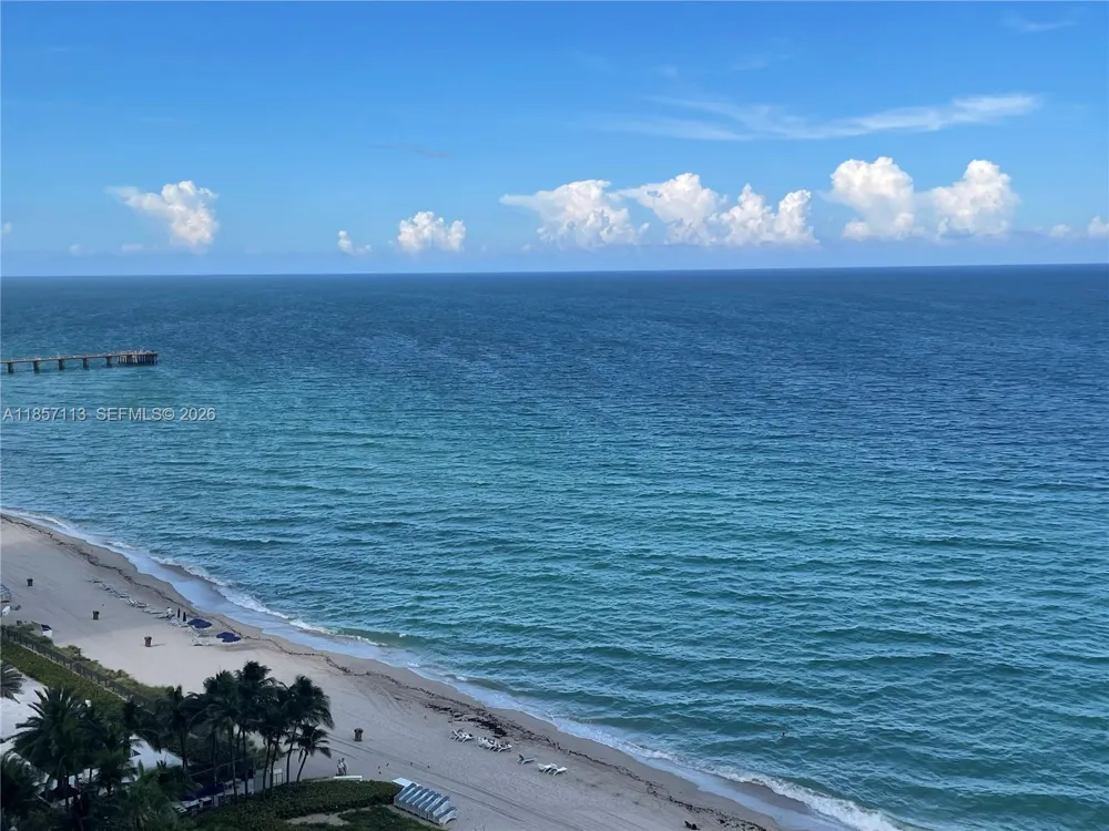 16001 Collins Ave #1402 Sunny Isles Beach, FL 33160