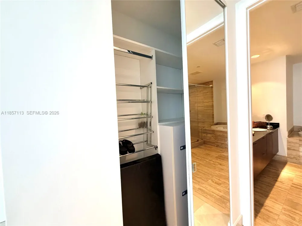 16001 Collins Ave #1402 Sunny Isles Beach, FL 33160