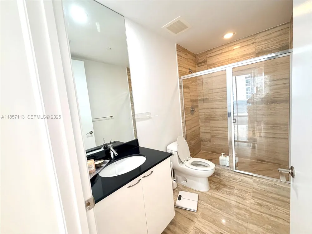 16001 Collins Ave #1402 Sunny Isles Beach, FL 33160